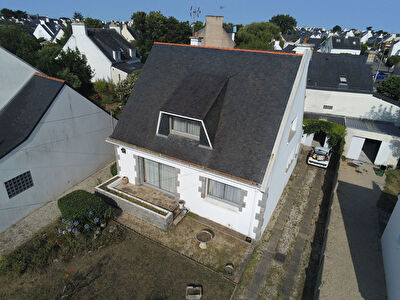QUIBERON - Grande plage a pied pour cette Maison de 128 m2 avec dependance