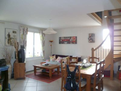 Maison T5 FLEURY LES AUBRAIS - 5 pieces - 107 m2