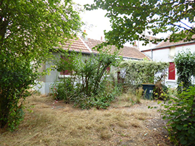 St Jean de la Ruelle T3/4 - 77 m2