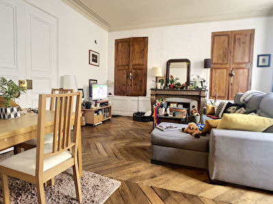 SECTEUR RUE BANNIER - RUE BOEUF ST PATERNE - Superbe Appartement T2 de 62m2 - style HAUSSMANNIEN