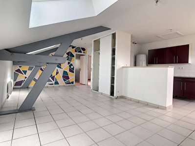 ORLEANS NECOTIN - T3 AVEC GARAGE - PETITE COPROPRIETE