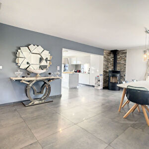 Orleans Sud - Maison - Entierement renovee - terrain - independante - 3 chambres - proximite transports en commun