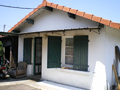 MAISON DE VILLE RION DES LANDES - 5 pieces - 75 m2