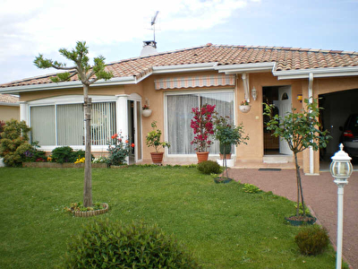 MAISON CONTEMPORAINE BENQUET - 8 pieces - 115 m2
