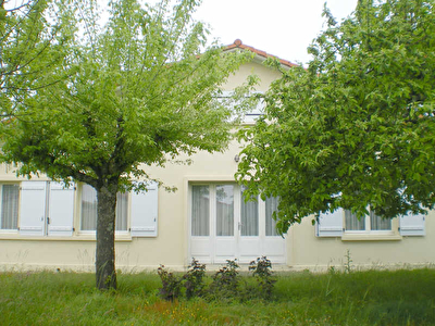 MAISON HAUT MAUCO - 6 pieces - 125 m2