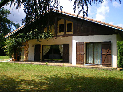 MAISON DE CARACTERE SAINT MARTIN D'ONEY - 7 pieces - 130 m2