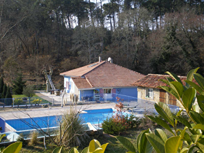MAISON ST PERDON - 5 pieces - 120 m2