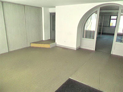 Local commercial Mont De Marsan 4 pieces 100 m2