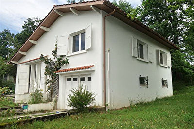 Maison Saint Pierre Du Mont 4 pieces 84 m2