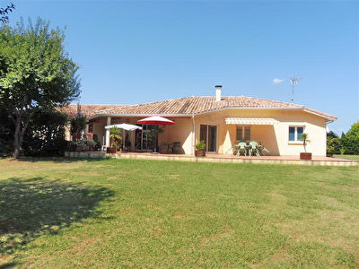Maison 5min de Villeneuve de Marsan 7 pieces 142m2