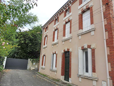 Maison Mont De Marsan 7 pieces 190 m2