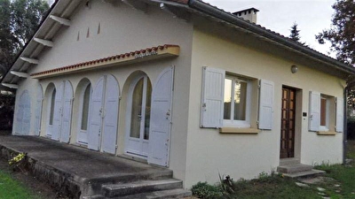 Maison Saint-pierre-du-mont 3 pieces 85 m2