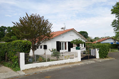 Maison Saint Pierre Du Mont 5 pieces 83 m2