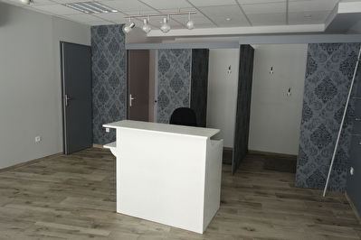 Local commercial hyper centre ville 1 piece 53 m2