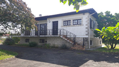 Maison Mont De Marsan 5 pieces Mont de Marsan 138m2