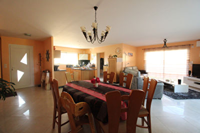 A vendre Maison a Pontonx Sur L Adour de 4 chambres + recente + garage