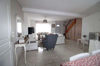 A vendre maison mitoyenne a Dax 3 chambres + garage