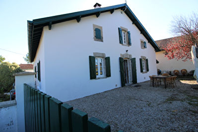 CAGNOTTE - Maison renovee avec 3 chambres proche Peyrehorade et Dax