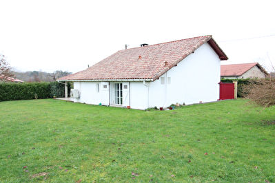 Maison Cagnotte 4 pieces 117 m2 proche Peyrehorade