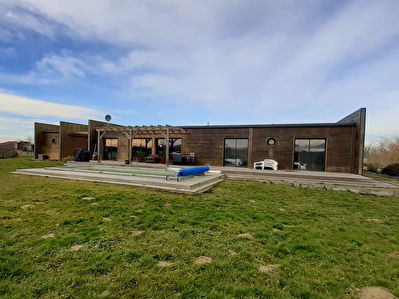 A vendre Maison Larriviere St Savin (20 min Mont de Marsan) 4 chambres piscine, garage vue Pyrenees