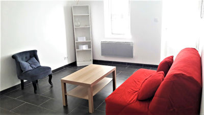 A LOUER Maison Meublee Mont De Marsan 1 chambre et mezzanine