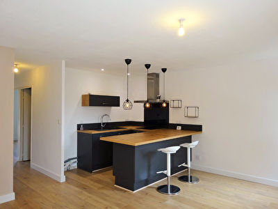 A LOUER Appartement T3 Saint Pierre du Mont 2 balcons