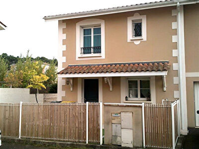 A vendre - Investisseurs - Maison vendue louee Mont De Marsan 4 chambres terrasse garage