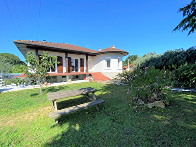 A VENDRE Maison Saint Pierre Du Mont 4 chambres
