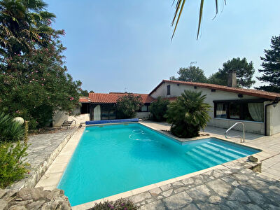 A vendre Maison Samadet 4 chambres piscine garage