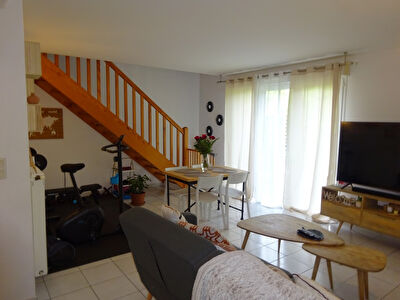 A louer Maison mitoyenne Mont De Marsan 3 chambres, jardin, garage