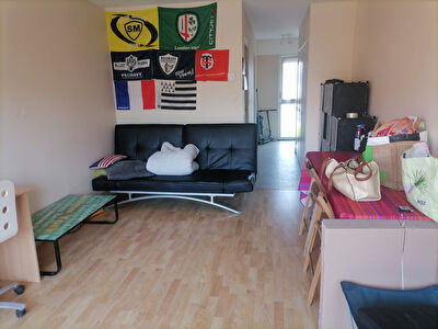 Appartement Saint Pierre Du Mont 1 piece balcon parking