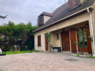 Maison Villetaneuse 7 pieces 135 m2