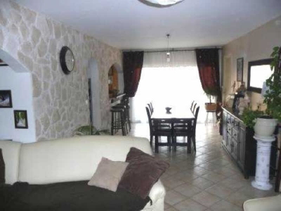 MAISON ST LEU D ESSERENT - 5 pieces - 102 m2