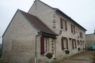 MAISON ST LEU D ESSERENT - 8 pieces - 141 m2