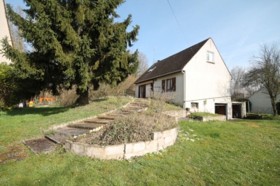 MAISON VILLERS SOUS ST LEU - 6 pieces - 130 m2