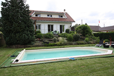 Maison 7 pieces Proche LAMORLAYE