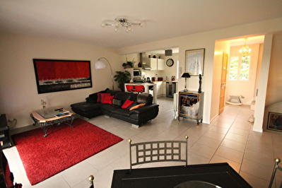 Maison Saint Maximin 5 pieces 100 m2