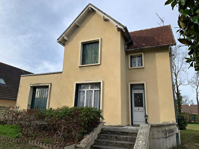Maison Lamorlaye 4 pieces 110 m2