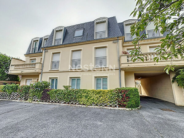 Appartement Lamorlaye 3 pieces 102 m2