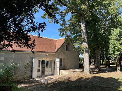 Charmante maison de 137 m2 a CHAMBOURG SUR INDRE
