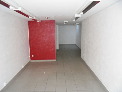 Local commercial a louer hyper centre de Loches