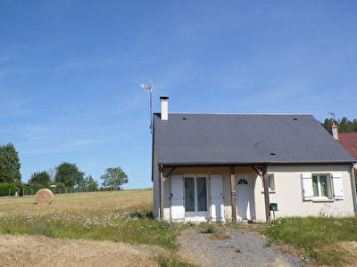 Maison recente avec jardin a Orbigny