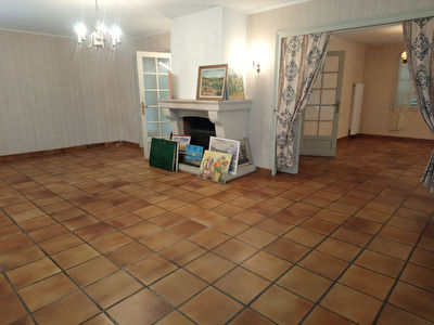 Maison avec parc boise a 2 min de Loches