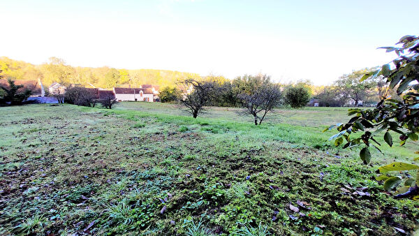 Terrain : Beaulieu Les Loches 735 m2