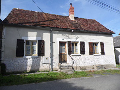 Maison ancienne fort potentiel entre Loches et Chatillon sur indre