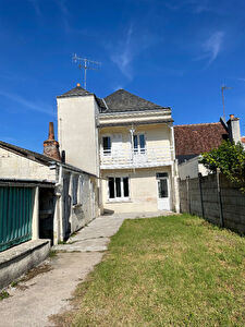 Maison de ville a LOCHES