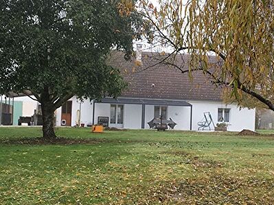 Maison Loches dans quartier calme
