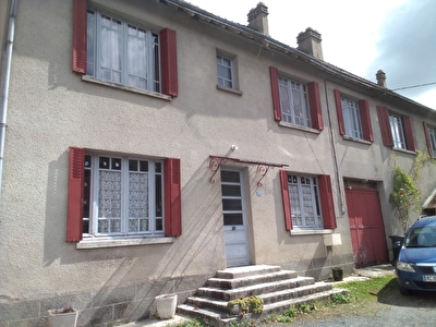Maison de bourg avec jardin