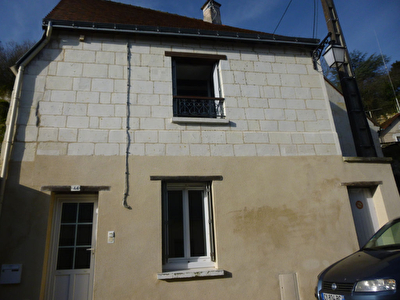 Maison d'habitation avec cour a louer a 2 pas du centre ville de LOCHES