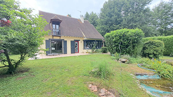MAISON BELLEFONTAINE - 6 pieces - 140 m2